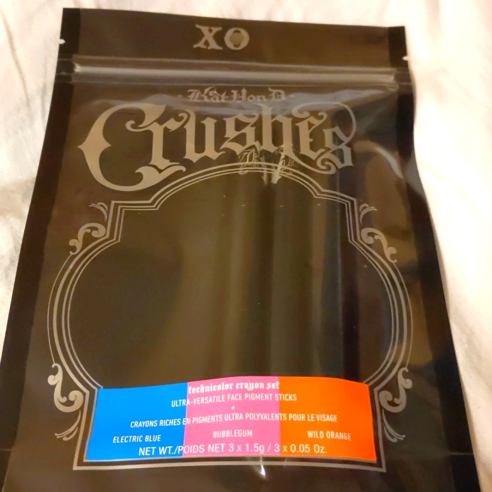 Kat Von D Crushes Technicolor Crayon Set
